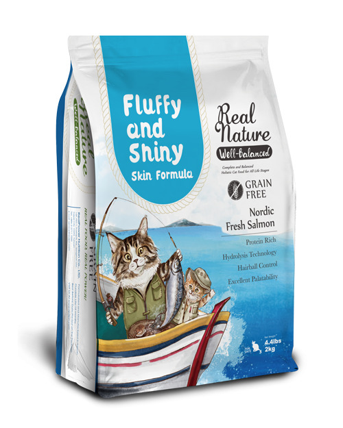 Holistic grain-free cat food for Fluffy and Shiny Skin
